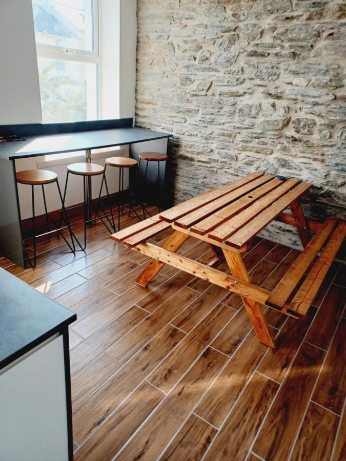 Voyage Hostel - Ensuite Family Rooms With Shared Kitchen Douglas Exterior foto